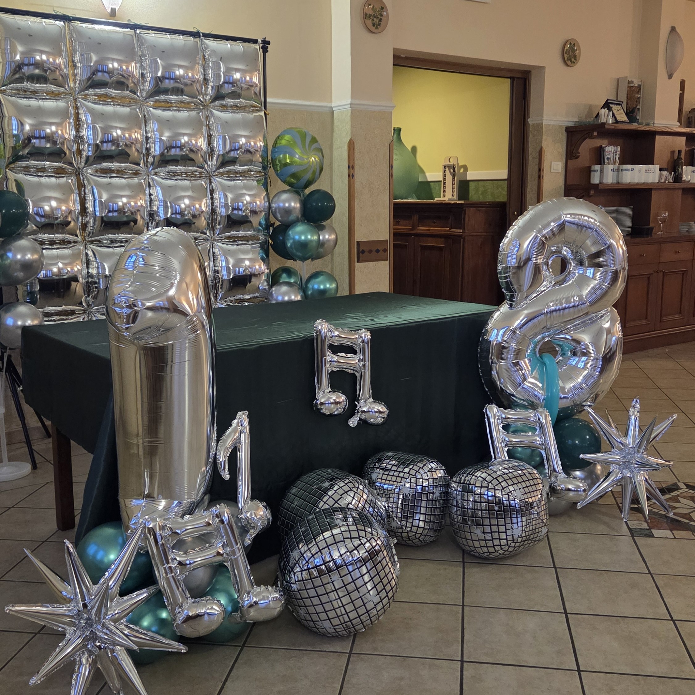 Event-Planner-Prty-Style-Diciottesimo-Diciotto-Anni-Torre-Bormida-Nuovo-Secolo-Ispirazioni-E-Stili-Wedding-E-Event (2)